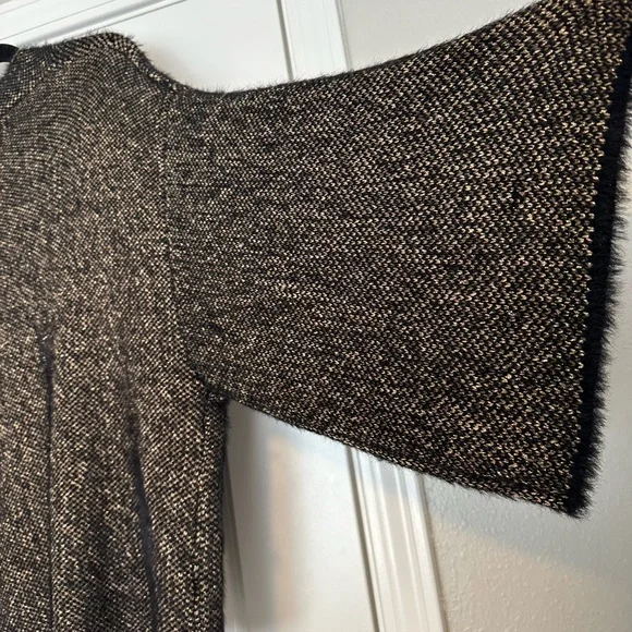 The Softest Women's Sleeping on Snow Metallic Shawl - Picture 5 of 11